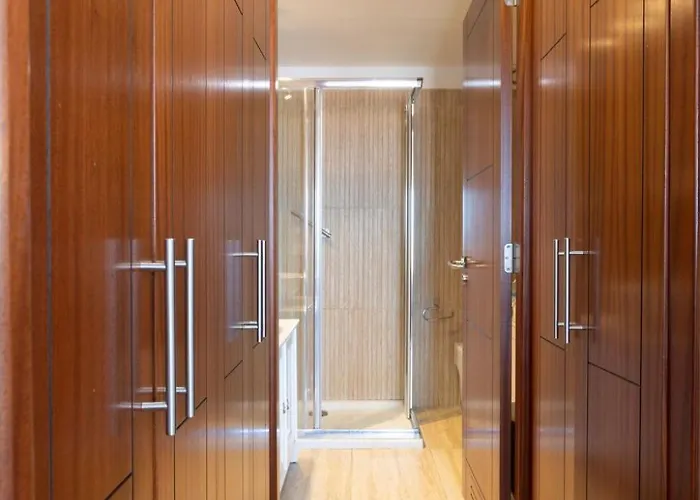 Attic Vistas Mit Wunderschoenem Meerblick By Interhome * بلايا ذي لاس أميريكاس