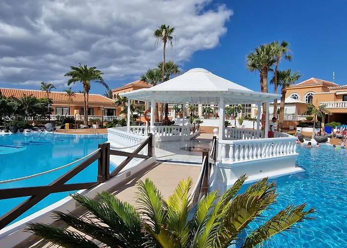 Attic Vistas Mit Wunderschoenem Meerblick By Interhome شقة