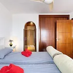 Attic Vistas Mit Wunderschoenem Meerblick By Interhome Lägenhet