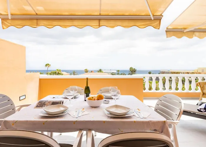 Attic Vistas Mit Wunderschoenem Meerblick By Interhome