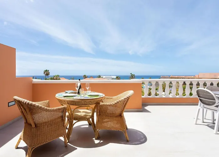 Attic Vistas Mit Wunderschoenem Meerblick By Interhome